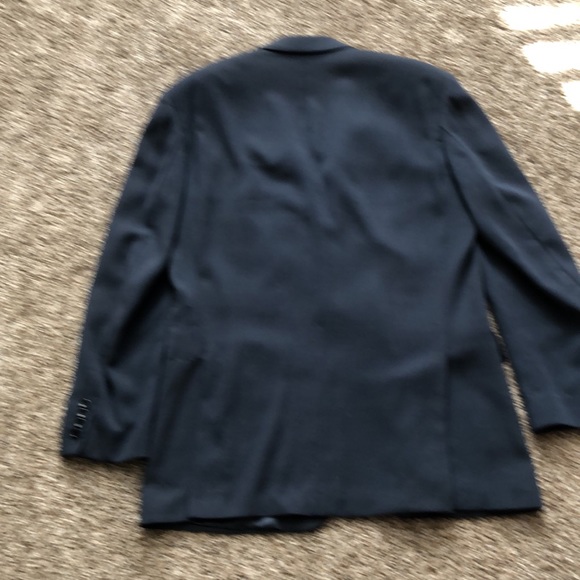 Hugo Boss blue men’s suit, jacket size 40 L and pants 31 x 36, made in Germany. - Picture 4 of 13